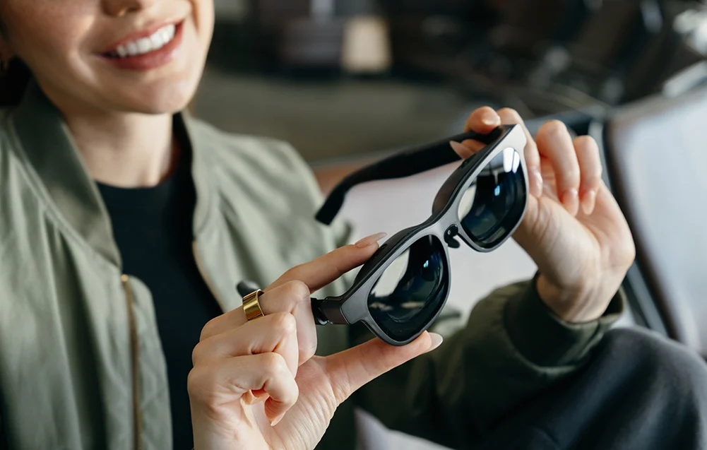 VITURE XR Luma Pro wbudowana kamera RGB i śledzenie 3DoF